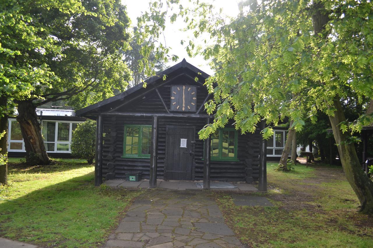 Gilwell Park Hotel Chingford Kültér fotó