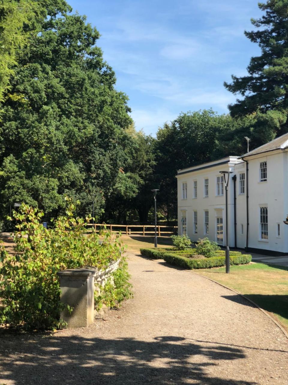 Gilwell Park Hotel Chingford Kültér fotó