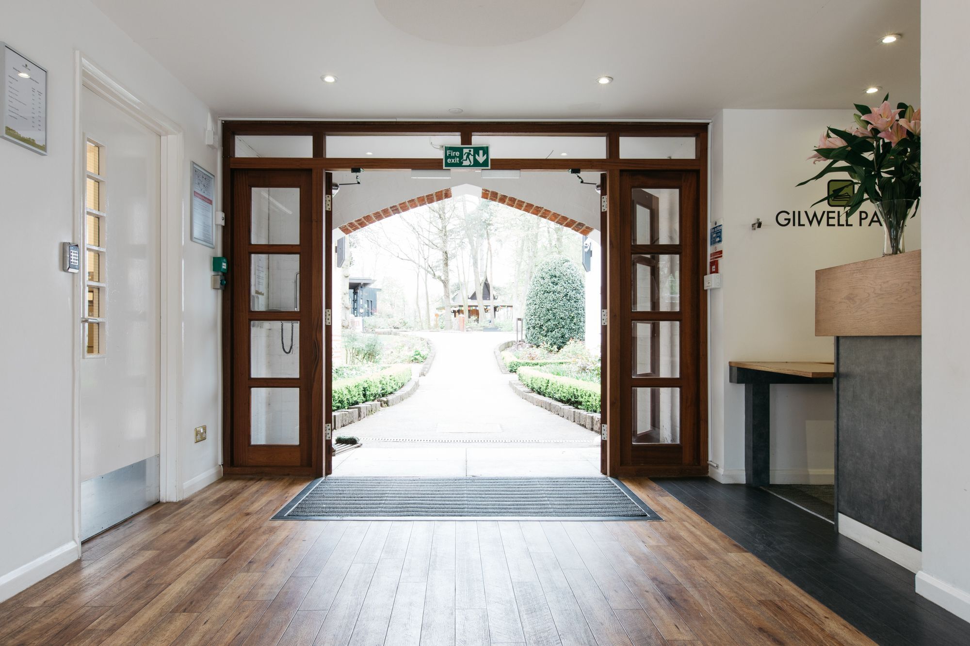 Gilwell Park Hotel Chingford Kültér fotó